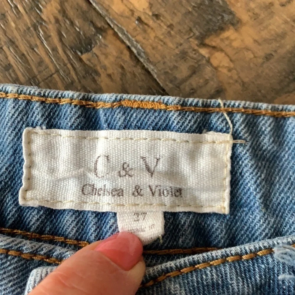 Chelsea & Violet excellent 100%